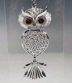 VINTAGE CHAIN OWL PENDANT WITH RED EYES
