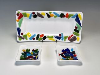 3 PIECES COLORFUL GLASS TRAY & TWO SMALL DISHES