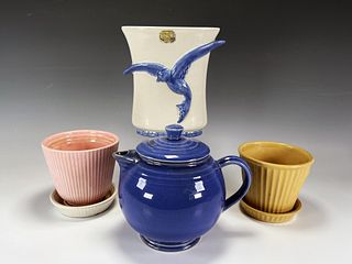 LOT OF AMERICAN POTTERY