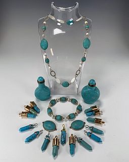 LOT OF TURQUOISE COLORED SNUFF BOTTLES & JEWELRY 