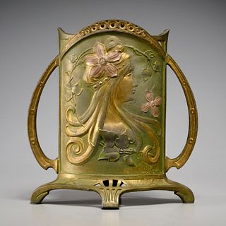 Elsie Ward Hering, Art Nouveau vase
