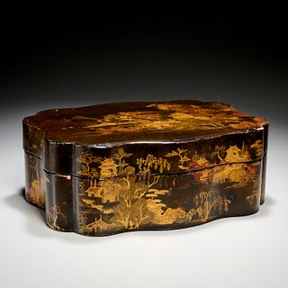Chinese Export gilt lacquer box