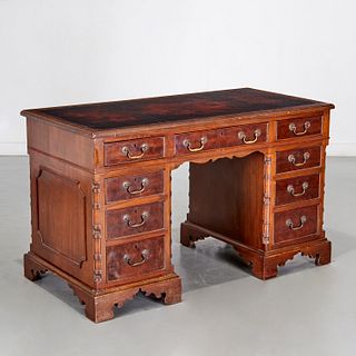 Edwardian mahogany pedestal desk