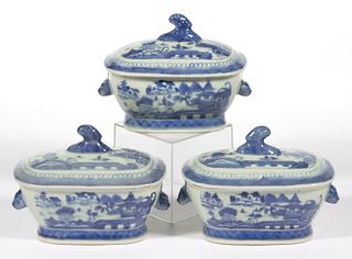 CHINESE EXPORT PORCELAIN BLUE AND WHITE CANTON COVERED SAUCE TUREENS, LOT OF THREE
