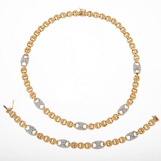 Collar y pulsera tipo italiano con diamantes en oro amarillo de 14k. 144 diamantes corte 8 x 8. Peso: 48.6 g.
