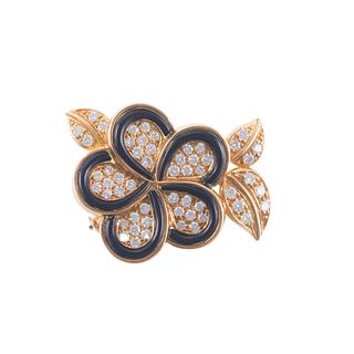 Van Cleef & Arpels 18k Gold Diamond Onyx Brooch Pin