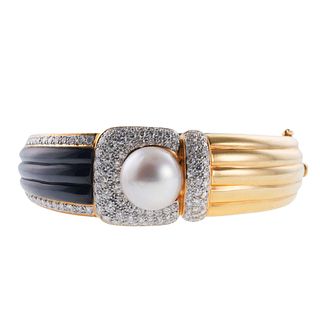 1980s 18k Gold South Sea Pearl Diamond Onyx Bracelet