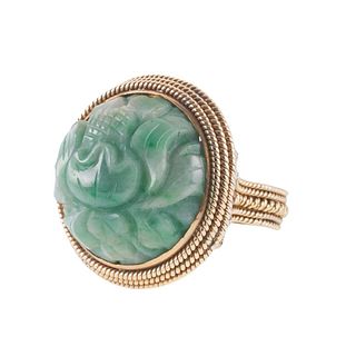 18k Gold Carved Jade Ring