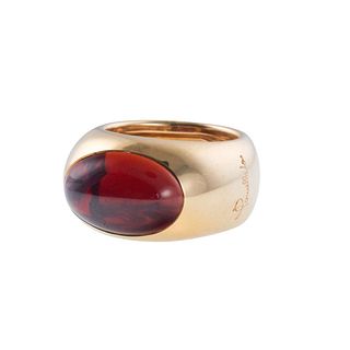 Pomellato Cabochon Garnet Gold Ring