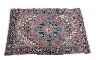 Heriz Carpet, Northwest Persia, 10ft 4in x 6ft 11in