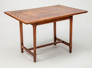 FEDERAL MAPLE TAVERN TABLE