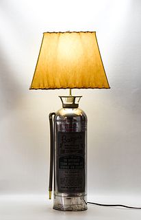 VINTAGE BADGER NAUTILUS FIRE EXTINGUISHER/LAMP