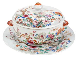 Chinese Export Porcelain Lidded Tureen and Underplate