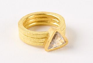 Devta Doolan Diamond 22K Gold Ring