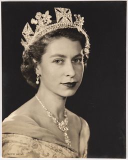 Queen Elizabeth II (1926-2022), Signed Photo