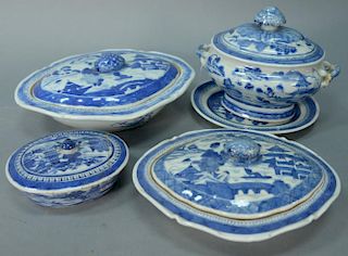 Four Chinese export blue and white porcelain Canton covered serving tureens, one having under dish. 
heights 2 1/2 inches to 