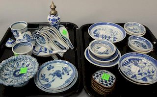 Tray lot of Chinese export blue and white Canton Nanking porcelain including cups and saucers, soup spoons, small dishes, sma