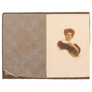 Álbum Fotográfico.  Segunda mitad del Siglo XIX.  Tarjetas de Visita. Damas y Caballeros Civiles y Militares.