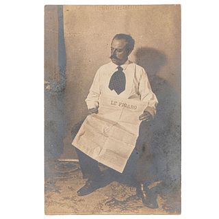 Carte Postale. Luis García Pimentel. Londres: 1906. Fotopostal, 13.7 x 8.9 cm. Firmada y fchada por Luis García Pimentel.