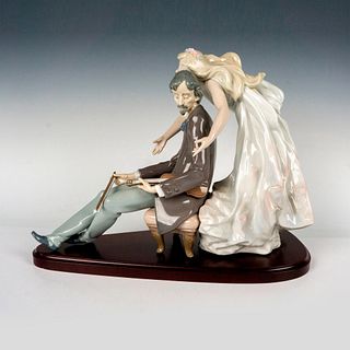 Inspiring Muse 1005850 - Lladro Porcelain Figurine