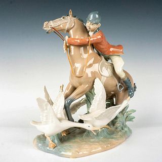 The Race 1001249 - Lladro Porcelain Figurine