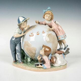 Voyage Of Columbus 1005847 Ltd. - Lladro Porcelain Figurine