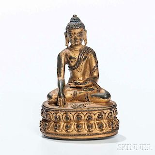 Gilt-bronze Figure of Buddha Akshobhya 銅鎏金無動佛造像