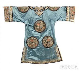 Embroidered Lady's Informal Robe 女士繡花便裝小袍