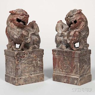 Pair of Soapstone Carvings of Foo Lions 肥皂石獅子擺件一對
