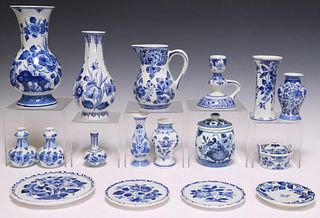 (17) ROYAL DELFT POTTERY DISHES & MINIATURES