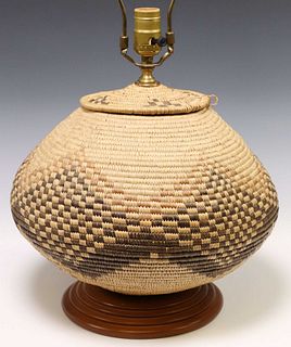 WOVEN BASKET ONE-LIGHT TABLE LAMP WITH SHADE