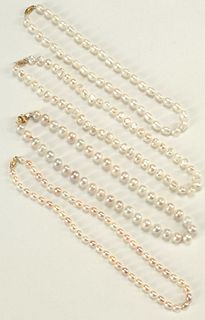 (4) ESTATE PEARL NECKLACES WITH 14KT GOLD CLASPS