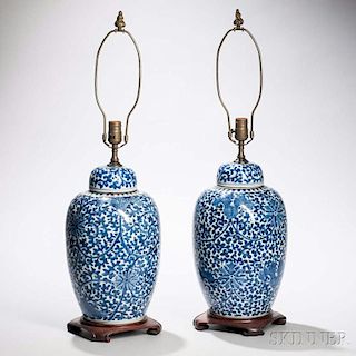 Pair of Blue and White Covered Ginger Jars Mounted as Lamps 青花花紋將軍罐檯燈一對