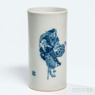 Blue and White Porcelain Brush Pot 青花人物筆筒
