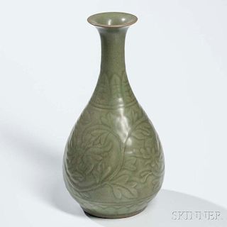 Celadon Bottle Vase 青釉划花玉壺春瓶