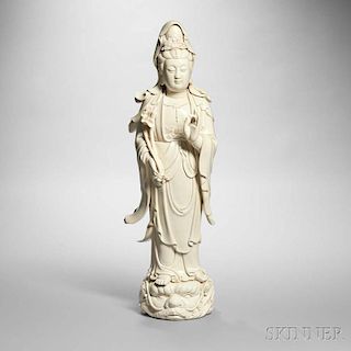 Large Blanc-de-chine Figure of Guanyin 德化觀音造像