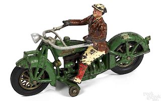 Hubley cast iron Indian motorcycle with a civilian driver, 9 1/4'' l.