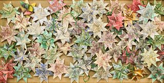 STAR RIBBON ORNAMENT COLLECTION