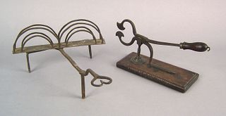 Wrought iron swivel toaster, 18th c., with heart h