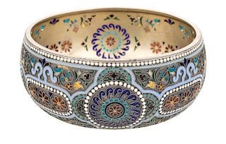 A GILDED SILVER AND PLIQUE A JOUR ENAMEL SUGAR BOWL, MARKED KHLEBNIKOV WITH THE IMPERIAL WARRANT, MOSCOW, CIRCA 1888