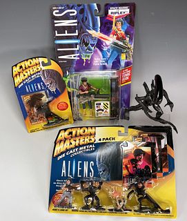 ALIENS ACTION FIGURES IN PACKAGE ACTION MASTERS