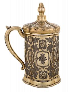A RUSSIAN GILT SILVER TANKARD WITH LID, MAKERS MARK OF JOHAN WARIUS, ST. PETERSBURG, 1853