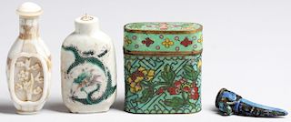4 Vintage Chinese Items, Including Snuff Bottles