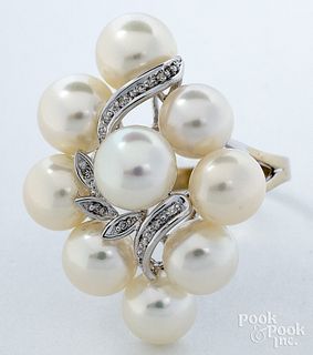 14K gold, diamond, and pearl ring