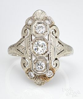 18K gold white and diamond ring