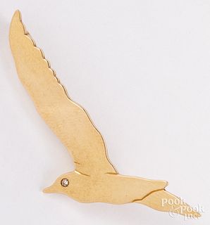 Gio Caroli 18K gold bird brooch with diamond eye