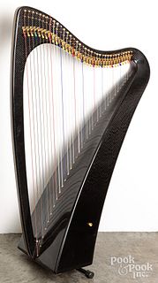 Heartland Harps carbon fiber harp