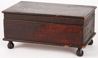 Stained pine dresser box, 19th c.