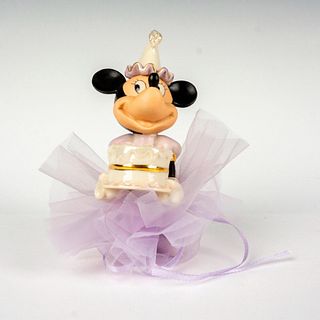 Lenox Disney Figurine, Minnie Mouses Happy Birthday To you