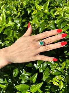 Emerald, Diamonds & yellow Sapphires 18k Gold Ring